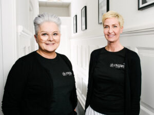 Kosmetisk sygeplejerske Helle Boisen og kosmetolog Charlotte Fogtdahl hos AK Nygart i Århus
